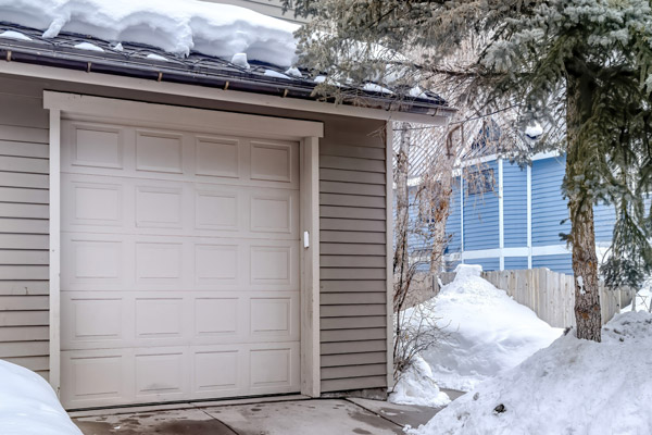 Panorama White Garage Door Entrance