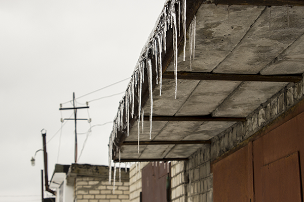 icicle accidents