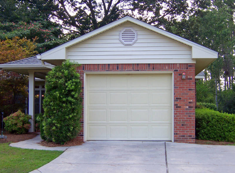 how to keep your garage cool