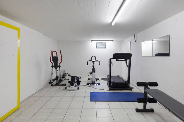 garage gym